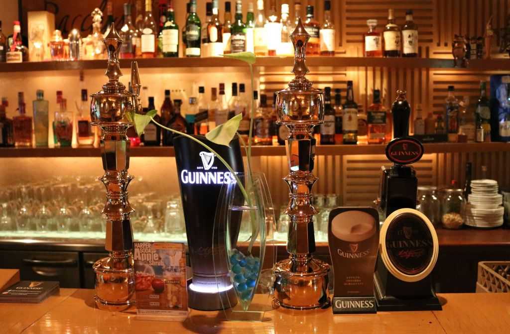 カクテルカフェバッカス