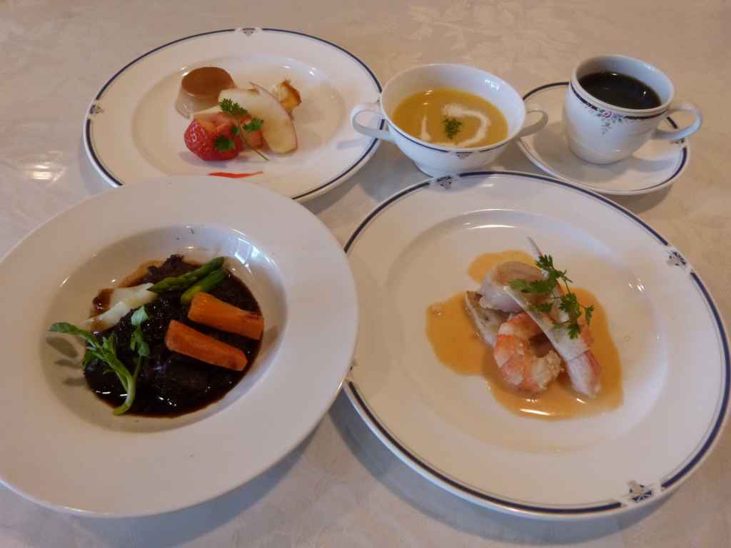 レストラン　Ｈｉｒｏ　(ヒロ)